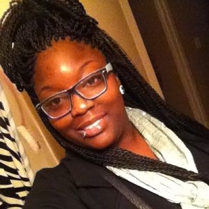 Meet your Posher, Kaila